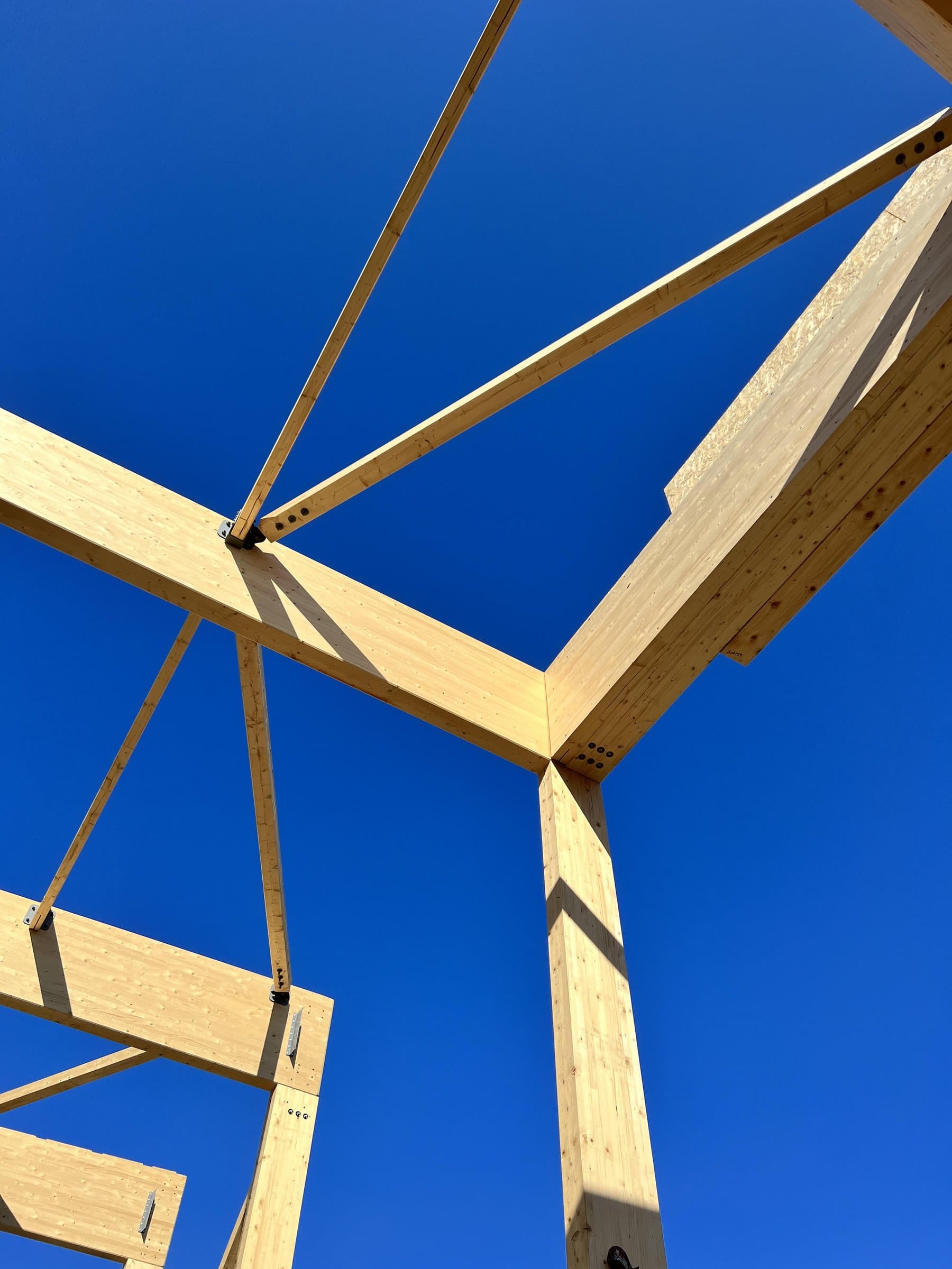 Detalle de un nudo de la estructura de madera